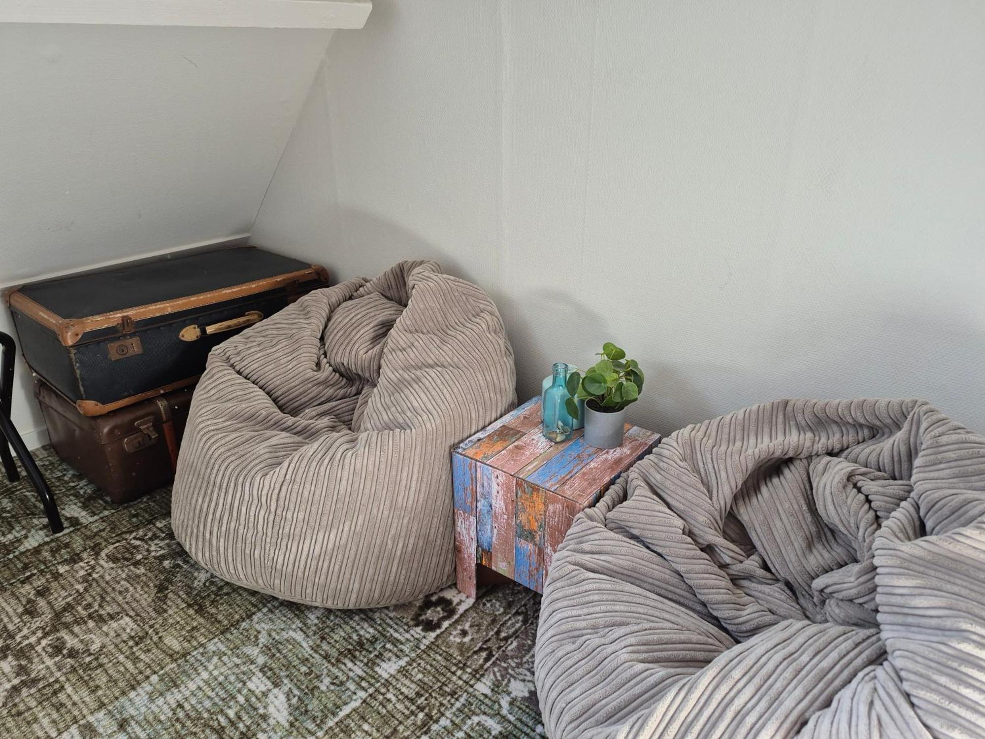 B&B De Wadvaarder Midsland Bagian luar foto