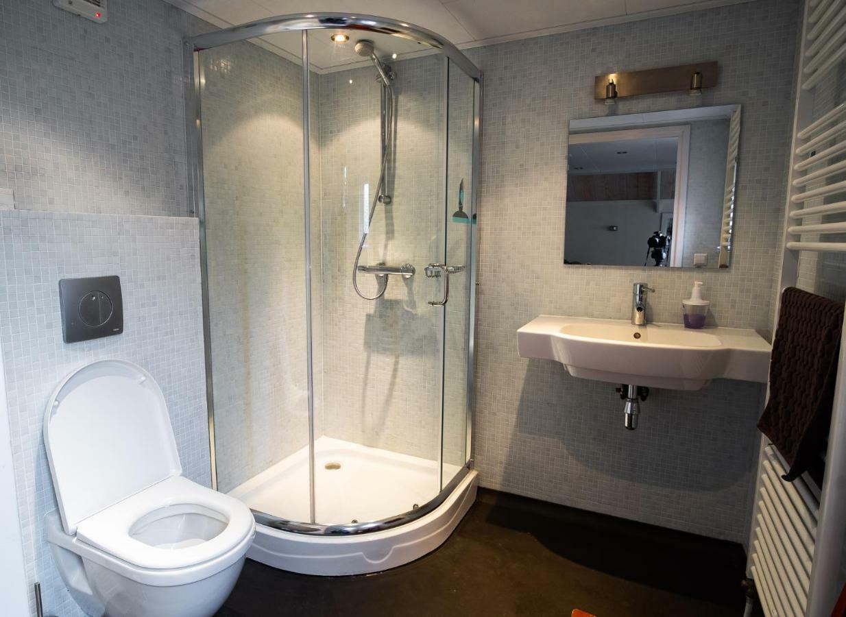 B&B De Wadvaarder Midsland Bagian luar foto